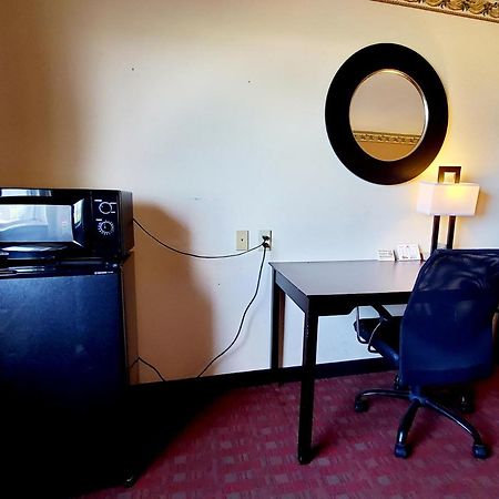 Executive Inn Alva 外观 照片